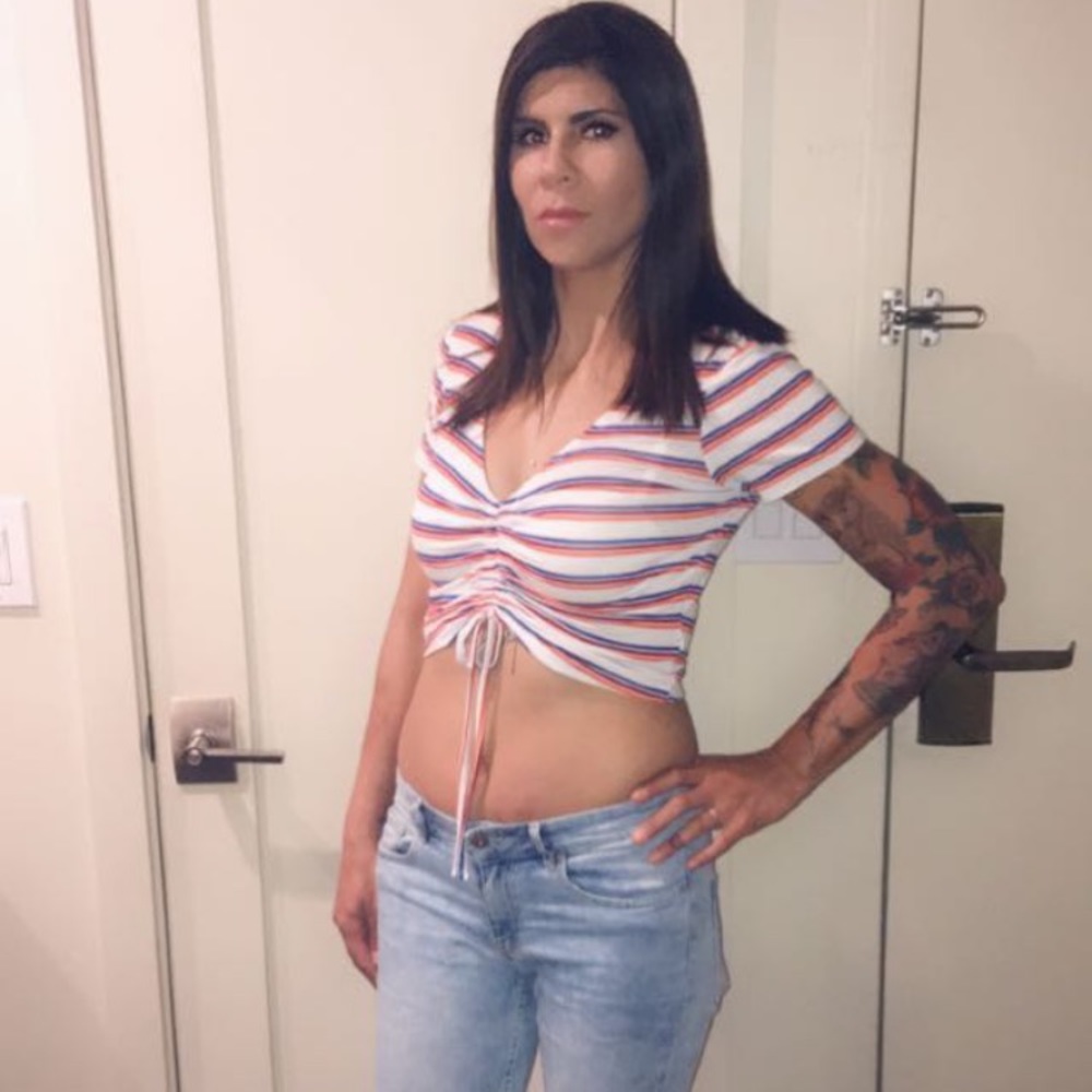 Striped cropped blouse